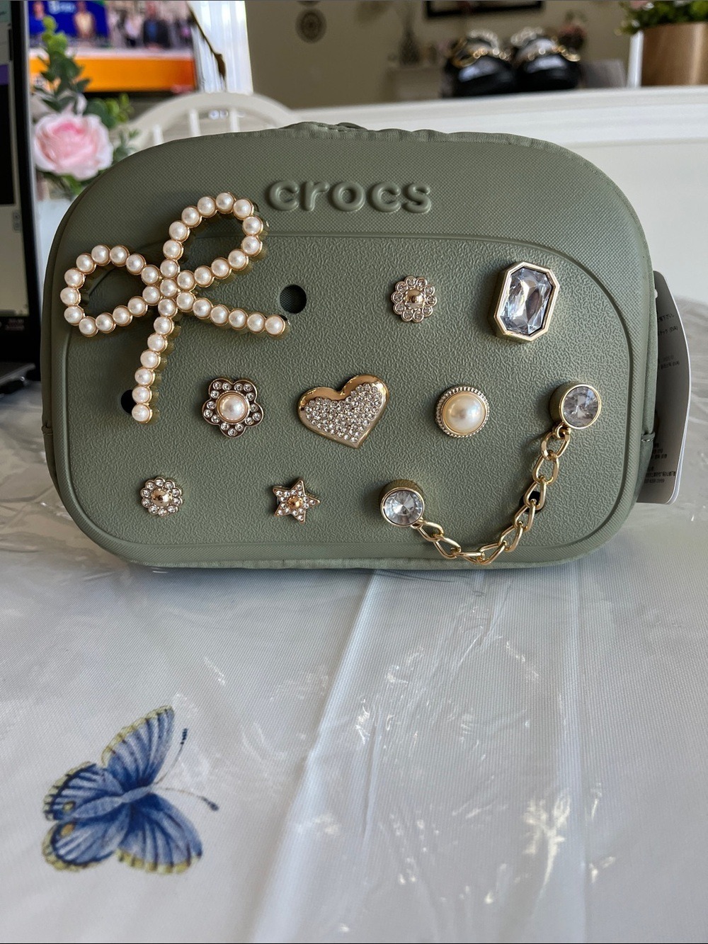 Crocs Classic Belt Bag/Crossbody bag - Picture 1 of 15